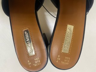 Sandalias tacón Primark negras talla 40