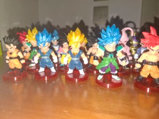 Lotto 16 Mini Figure Dragon Ball 6cm