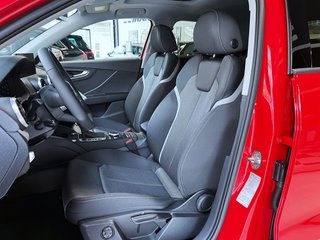 Audi Q2 35 TFSI S-Tronic Black Line
