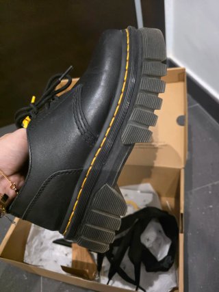 Zapatos Dr. Martens negros