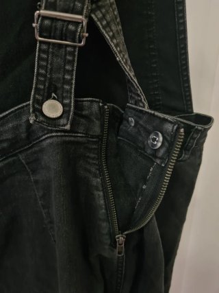 Peto vaquero pitillo H&M negro 38