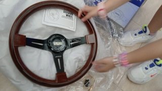 Volante madera  con piña Mercedes Nuevo a estrenar