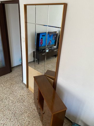 Mueble recibidor madera y espejo