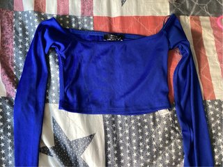 Top Bershka azul manga larga talla XS