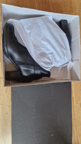 Botines piel tacón negros talla 37
