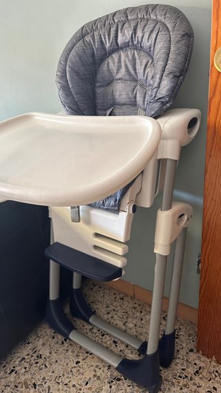 Trona Joie para bebé