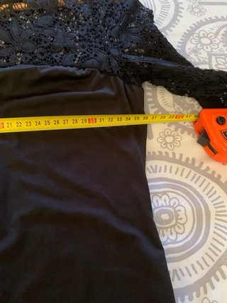 Vestido negro con encaje