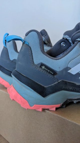 Adidas Terrex AX4 Goretex
