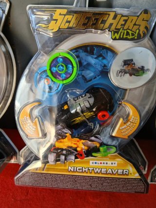 Screechers Wild! Coches Lanza Discos Nuevos sin Ab