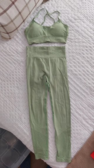 Conjunto deportivo lote talla S Shein
