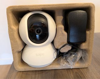 Cámara Vigilancia Tapo Pan/Tilt Wi-Fi C200