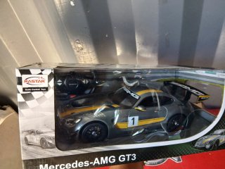 Coche teledirigido Rastar Mercedes-AMG GT3 Descata