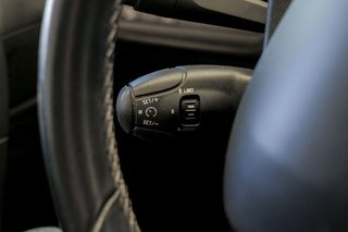 Peugeot 2008   Allure BlueHDi 120 SS EAT6