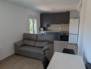 Alquilo piso por habitaciones
