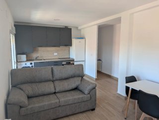 Alquilo piso por habitaciones