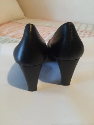 Zapatos de tacón Wonders negros