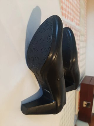 Zapatos de tacón Wonders negros