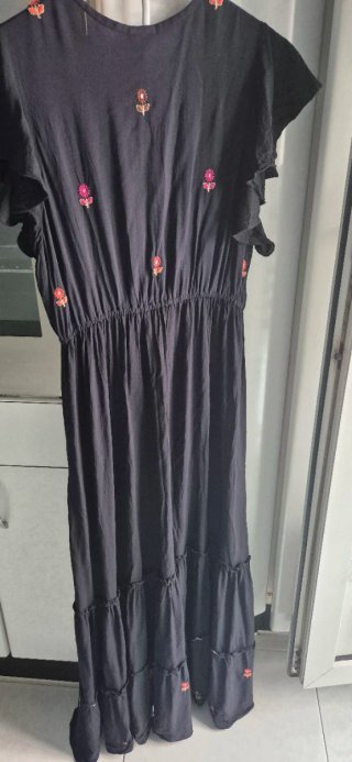Vestido étnico negro bordado talla 46-48