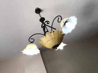 Lámpara de techo de forja y cristal. 3 puntos luz.