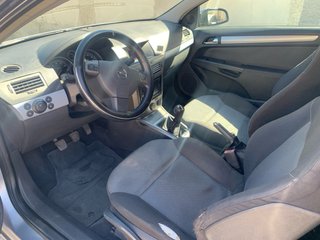 Opel Astra 2004