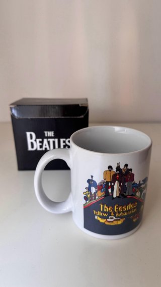 Taza The Beatles Help!