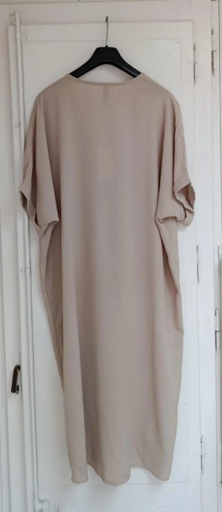 Vestido midi boho beige con nudo