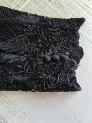 Blusa de encaje negra manga larga