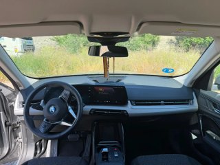 BMW iX1 2025