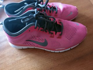 Zapatillas Nike Talla 39 Rosa y Gris