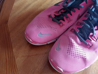 Zapatillas Nike Talla 39 Rosa y Gris