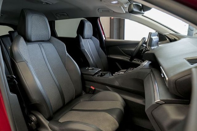 Peugeot 5008 1.5 BlueHDi 96kW 130CV SS Allure EAT8
