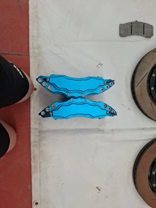 Kit Frenos 8 Pistones 5x100