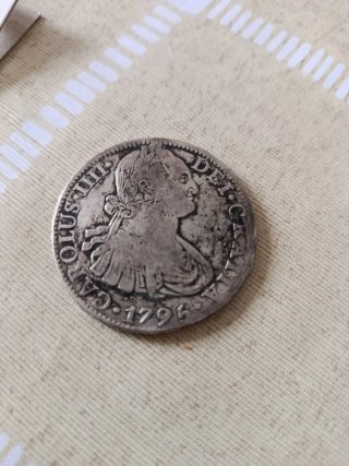 Moneda 8 Reales Carlos IIII