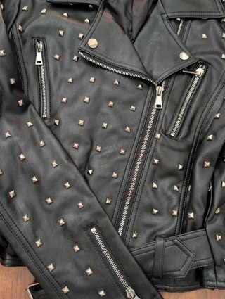 Chaqueta Wiya tachuelas Talla S