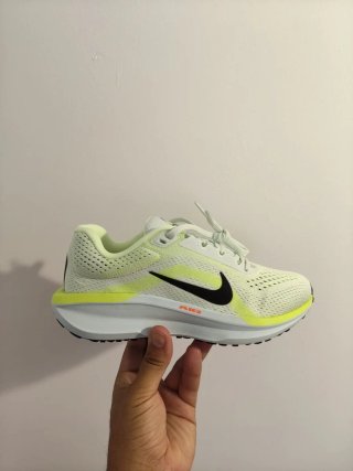 T36 Nike Air Winflo 11