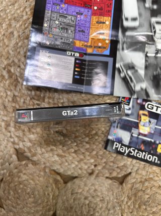 GTA 2 - PS1 PAL Completo con Manual y Póster‐Mapa