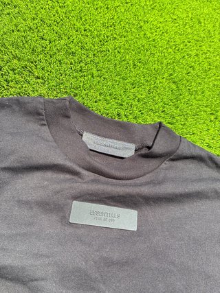 Conjunto Essentials Fear of God Negro