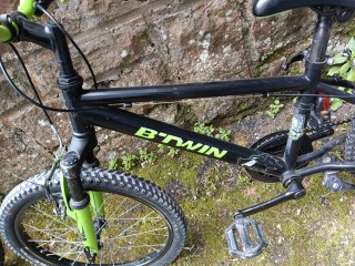 Bicicleta Btwin 20 Negra y Verde