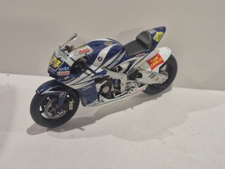 Moto GP Honda Gresini 1/12 Toni Elías