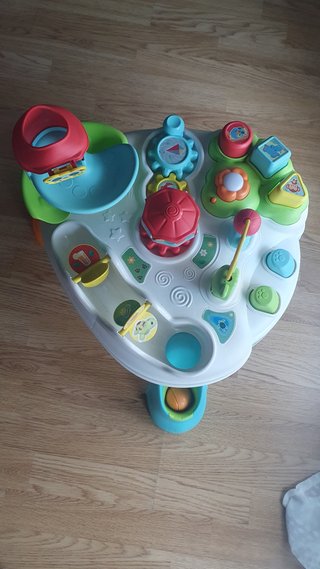 Tavolo attività e giochi per bambini Clementoni