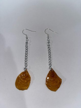 Pendientes largos resina pétalo rosa amarilla