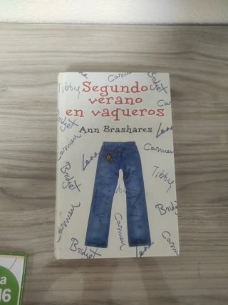 Libros de novelas para adolescentes en buen estado
