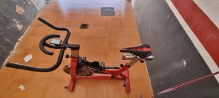 Bicicleta Spinning Roja
