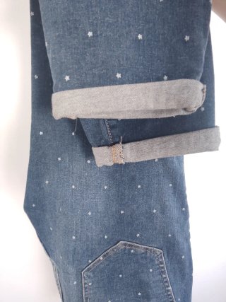 Pantalón vaquero  detalle de estrella