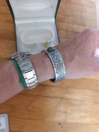 Brazalete Celta Plata y Piedra Verde