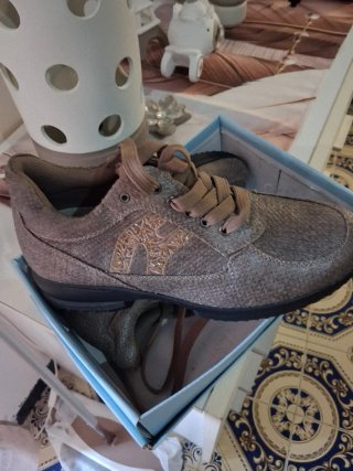 Scarpe donna marroni e oro
