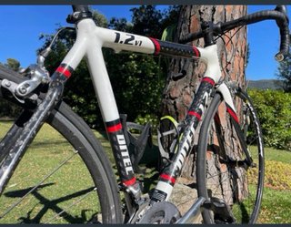 Bici carretera Ditec 1.2 Carbono