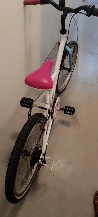 Bicicleta infantil 20 blanca y rosa