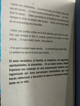 BRÚJULAS QUE BUSCAN SONRISAS PERDIDAS