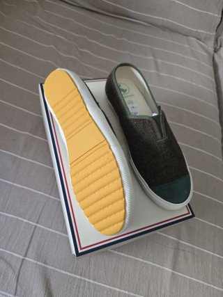 Zapatillas El Ganso Marrón/Verde Talla 43.